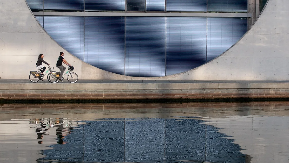 Les premières sorties à vélo en famille, itinéraires et sécurité